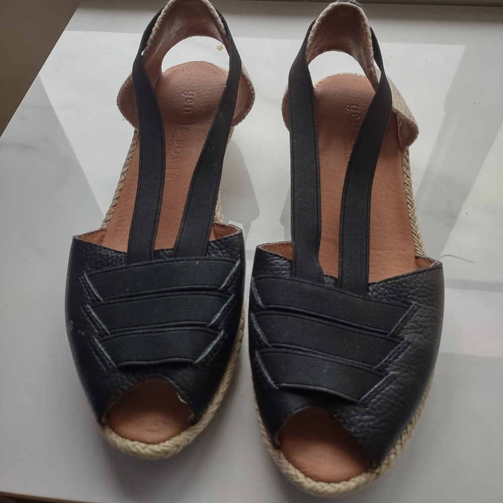 Kenneth Cole Leather Black Espadrille Sandals